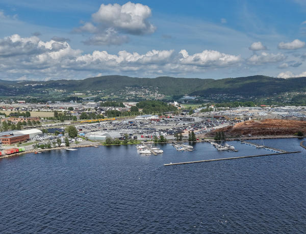 Drone over Fjordby-området mai 2026